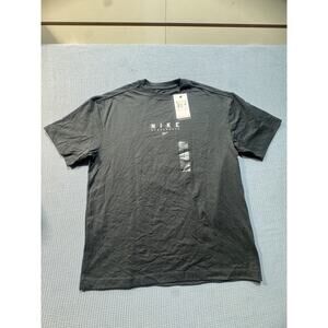 Nike Sportswear The Nike Tee Women's Sz XS Black Brand New